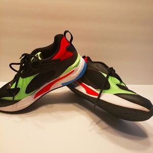 Puma running system boys size 3c